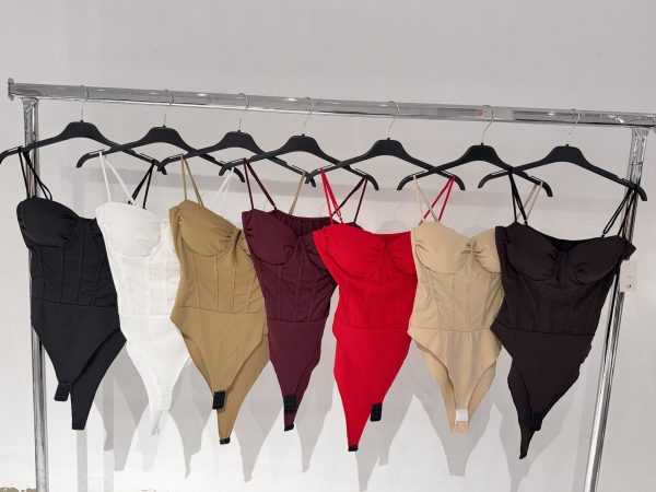 0436030 Body tipo corset zara