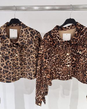 0103740 chaqueta estampada animal