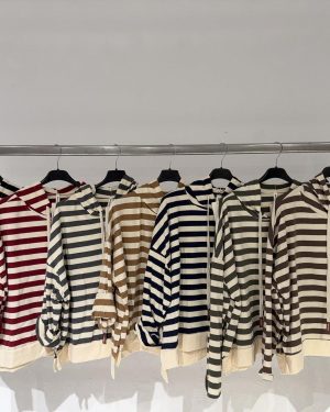 0112850 sudadera con capucha de rayas