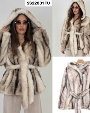 SS22031 Abrigo de pelo con gorro