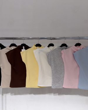 0260069 camiseta cuello alto Zara