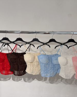 0459290 Top tipo corsé encaje Zara