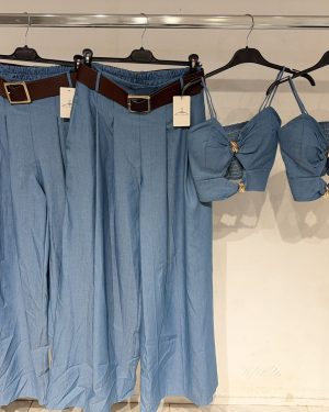 0136680 pantalón color vaquero con cinturón