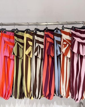 03302-13950 Conjunto rayas top volante