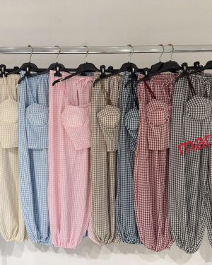 0141360 Conjunto cuadros Zara