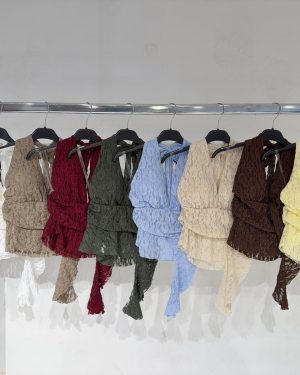 0427660 Top encaje fajín Zara