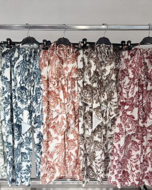 0125590 Conjunto estampado top de pico